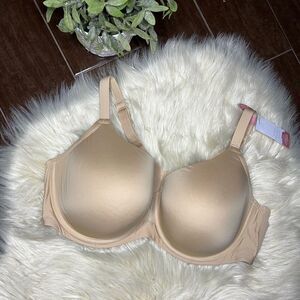 Cacique cooling lightly lined full coverage Beige Bra Sz 44 DD